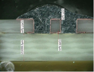 深さ制御されたボンディングボード